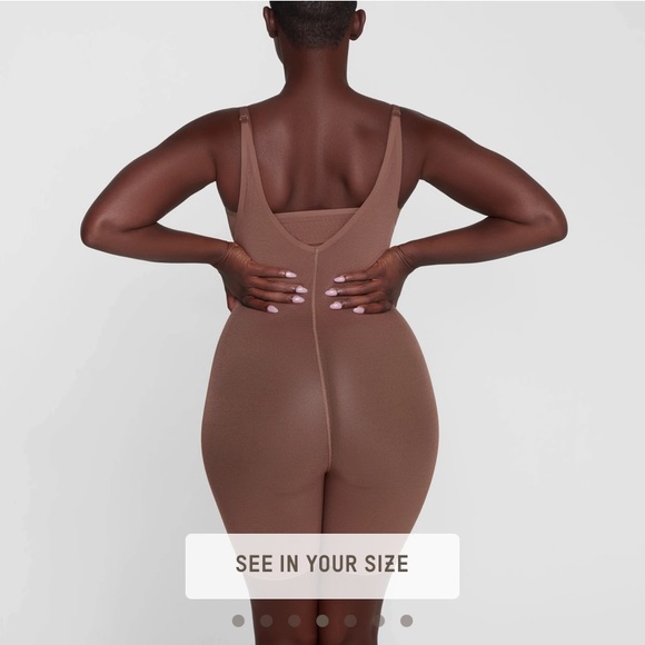 Skims Sheer Sculpt Bodysuit in Jasper - Picture 4 of 5